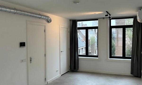 Studio | 32m² | €1000,-
