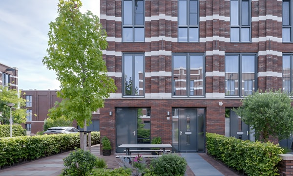 Huis | 191m² | €3250,-