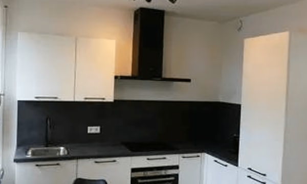Studio | m² | €1000,-