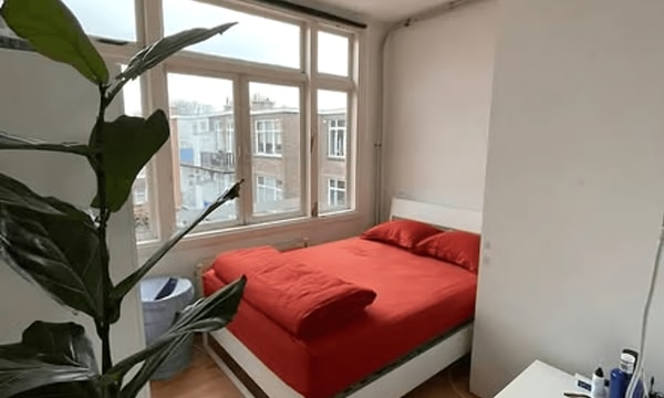 Huis | 67m² | €1000,-