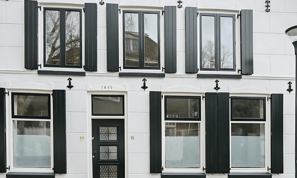 Huis | 194m² | €4500,-