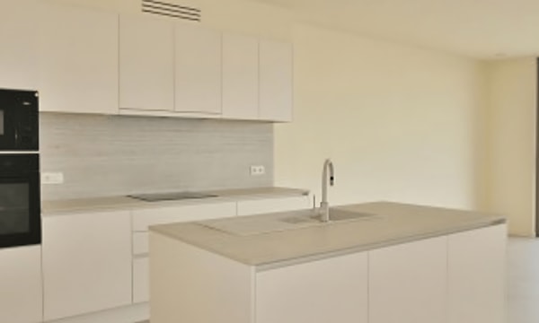 Kamer | 83m² | €1800,-