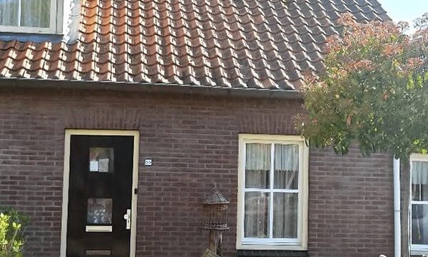 Huis | m² | €1200,-