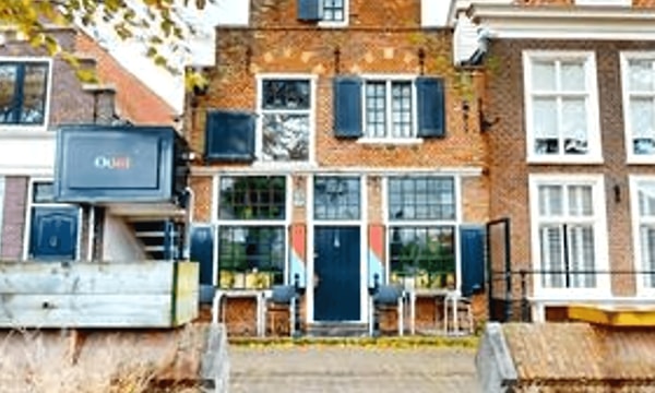 Kamer | 330m² | €1500,-