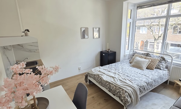 Studio | 16m² | Van Koetsveldstraat | €1195,-