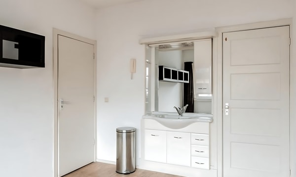 Kamer | 25m² | €1000,-