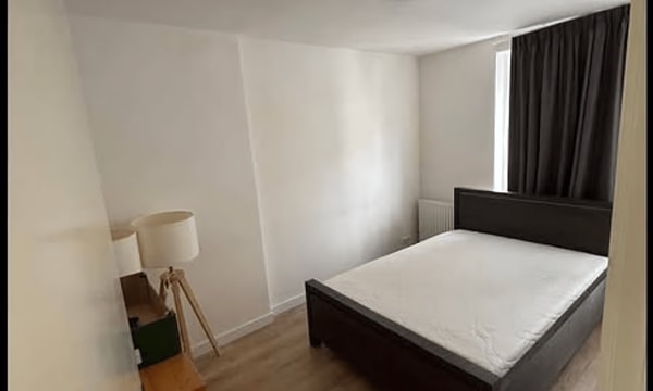Huis | 67m² | €1000,-