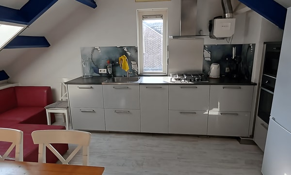 Kamer | 20m² | €1050,-
