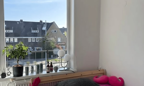 Kamer | m² | €300,-