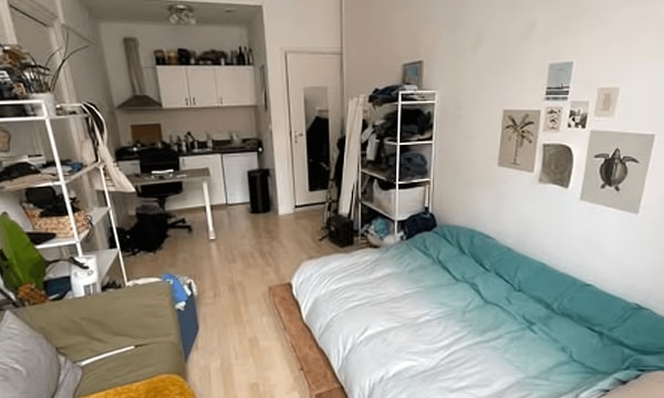 Studio | m² | €500,-