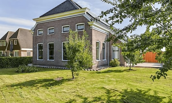 Kamer | 188m² | €1500,-