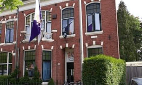 Kamer | 64m² | €900,-