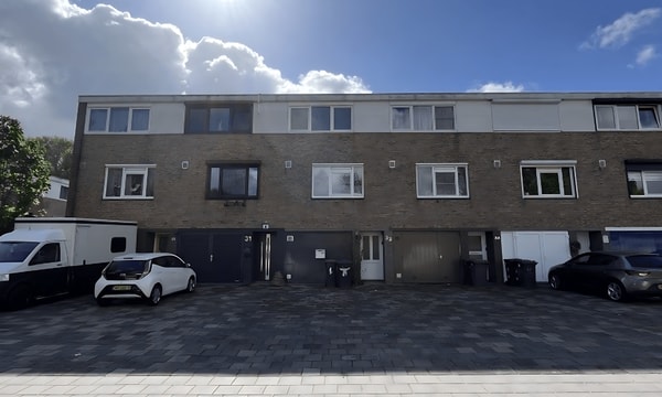 Kamer | 40m² | €1275,-