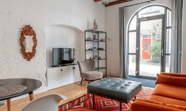Kamer | m² | €854,-