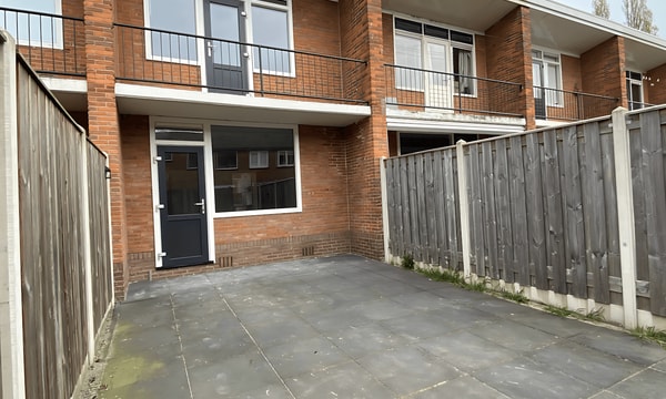Huis | 78m² | Paulus Potterstraat | €1295,-