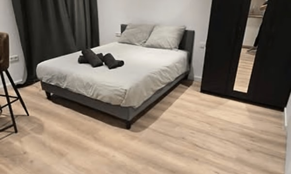 Studio | m² | €1350,-