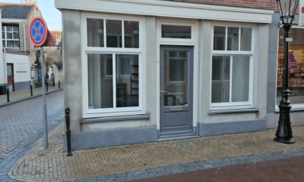 Huis | m² | €850,-