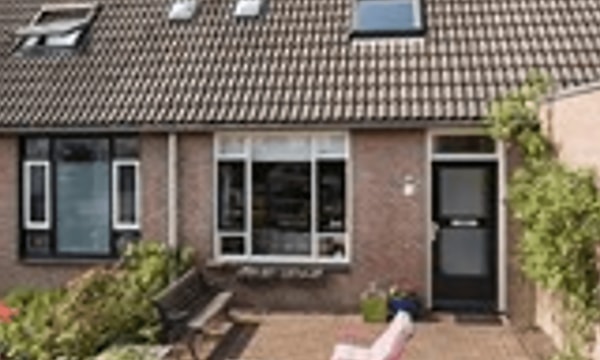 Kamer | 92m² | €1800,-