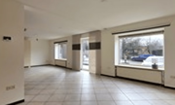 Kamer | 126m² | €1295,-