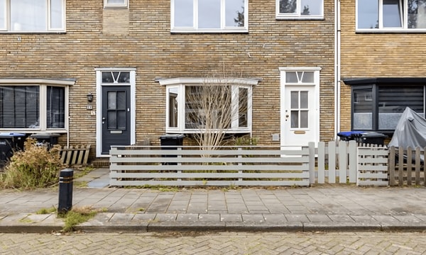 Kamer | 14m² | €2150,-