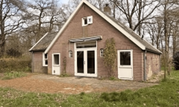 Kamer | 94m² | €1995,-