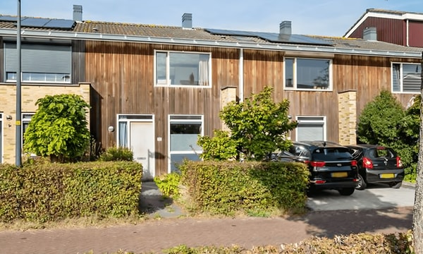 Huis | 86m² | Ard Schenkstraat | €2100,-