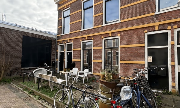 Studio | 50m² | €775,-