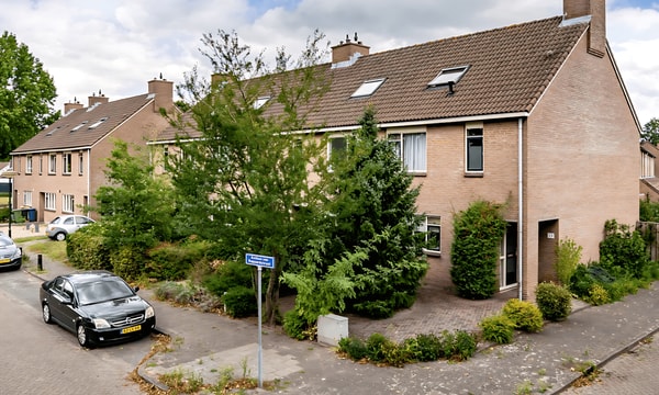 Huis | 123m² | Jonker Florislaan | €1650,-