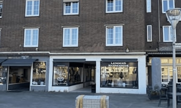 Kamer | 130m² | €1400,-