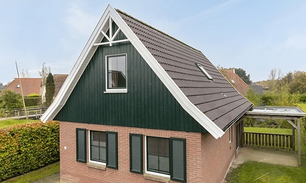 Kamer | 356m² | €2000,-
