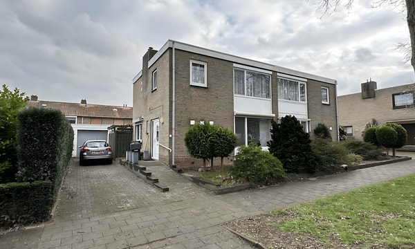 Huis | 106m² | €1650,-