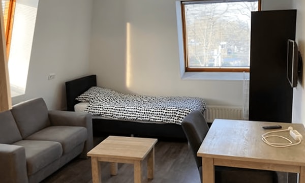 Kamer | 28m² | €790,-