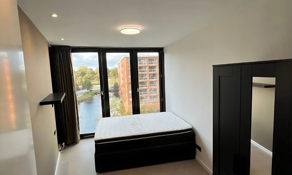 Kamer | 19m² | €1290,-