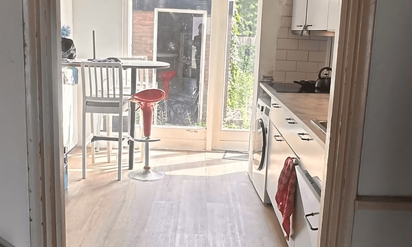 Kamer | 18m² | €650,-
