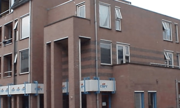 Kamer | m² | €270,-