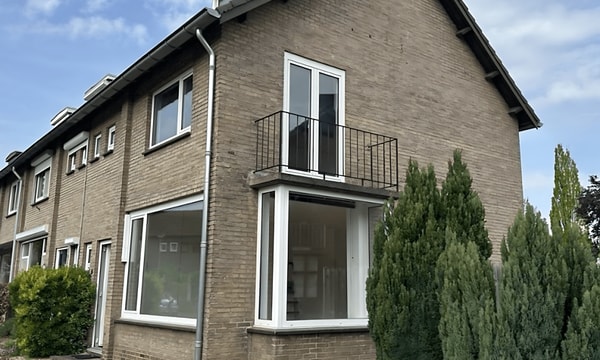 Huis | 105m² | €1375,-