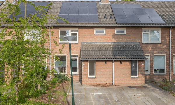 Huis | 109m² | €1525,-