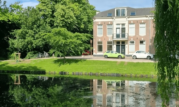 Kamer | 41m² | €1231,-