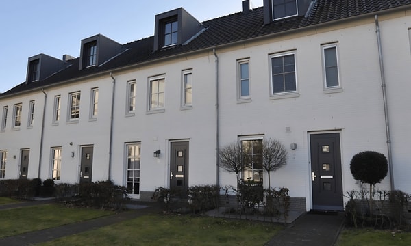 Huis | 115m² | €1975,-