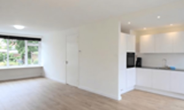 Kamer | 149m² | €3650,-