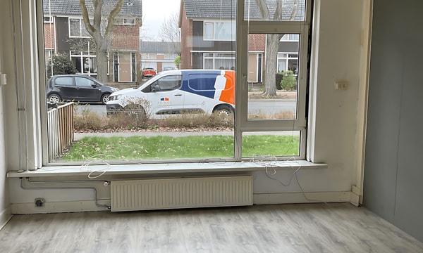 Huis | 102m² | €550,-