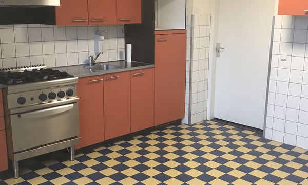 Huis | 20m² | €8888,-
