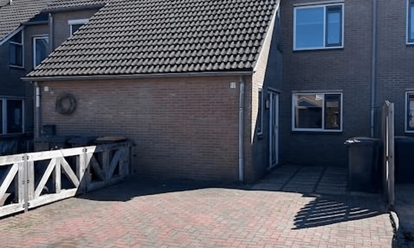 Kamer | 105m² | €1500,-