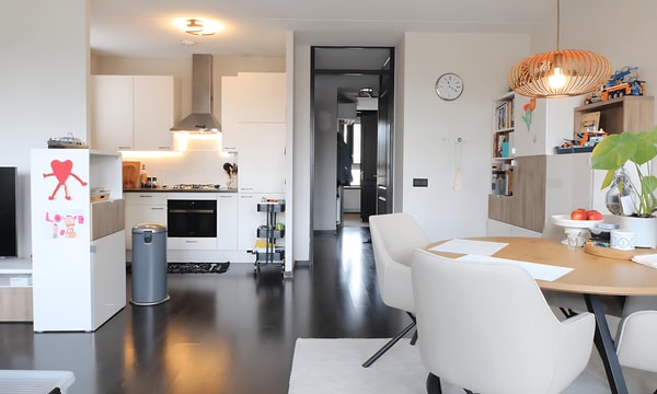 Kamer | 66m² | €1228,-