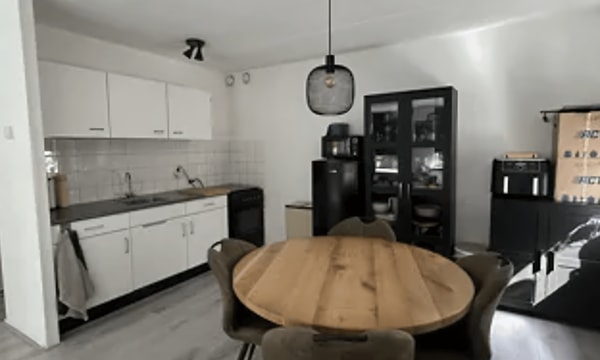 Kamer | 89m² | €1152,-