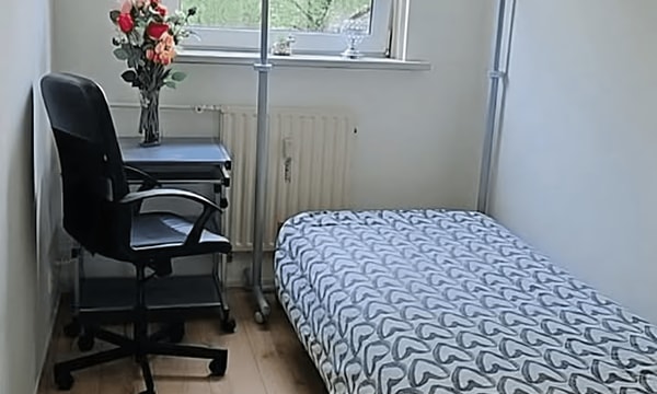 Kamer | m² | €600,-