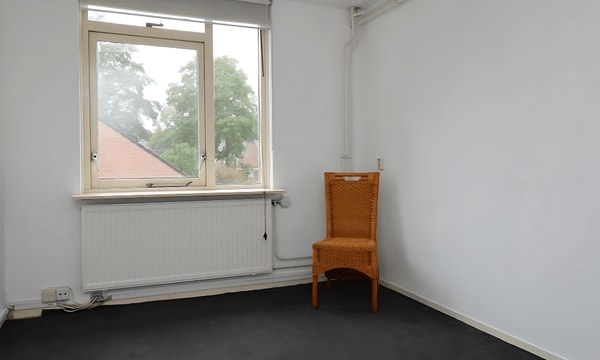 Kamer | 12m² | €325,-