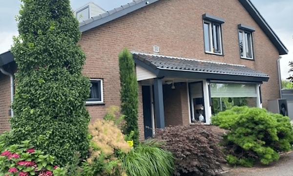 Kamer | 180m² | €3300,-