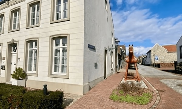 Huis | 150m² | Molenstraat Noord | €1200,-