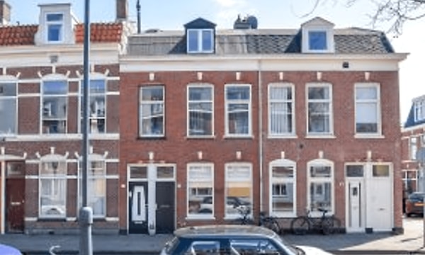 Huis | m² | €8888,-